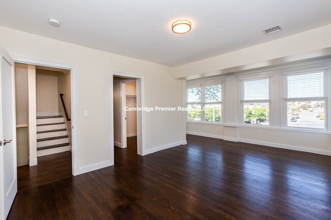745 Fellsway in Medford, MA - Building Photo - Building Photo