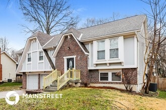 14835 S Locust St in Olathe, KS - Building Photo - Building Photo