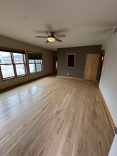 2905 N Newhall St in Milwaukee, WI - Building Photo - Building Photo
