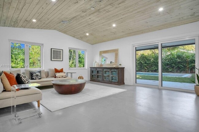 117 NE 20th St in Wilton Manors, FL - Building Photo - Building Photo