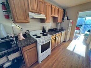 21 Symphony Rd, Unit 12 in Boston, MA - Foto de edificio - Building Photo