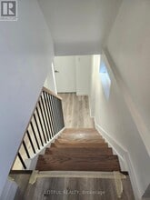 905 Smyth Rd in Ottawa, ON - Building Photo - Building Photo