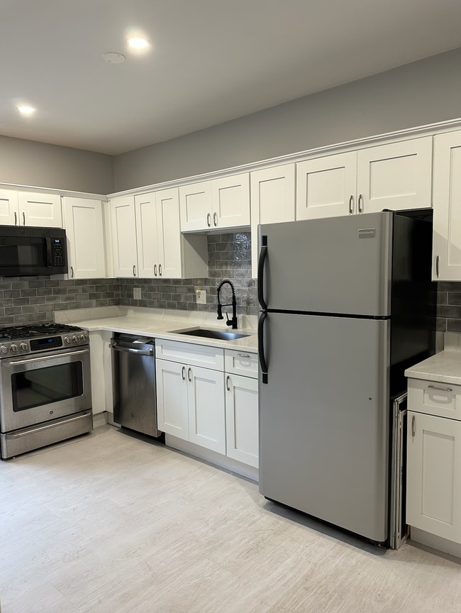 183 Prospect St, Unit 3
