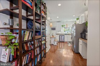 431 S Robinson St in Baltimore, MD - Building Photo - Building Photo