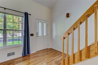 1285 Courtney Dr in Victor, NY - Building Photo - Building Photo