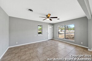 308 E Cheryl Dr in San Antonio, TX - Building Photo - Building Photo