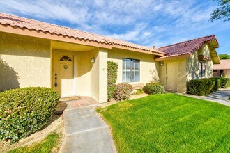 42885 Scirocco Rd in Palm Desert, CA - Building Photo - Building Photo