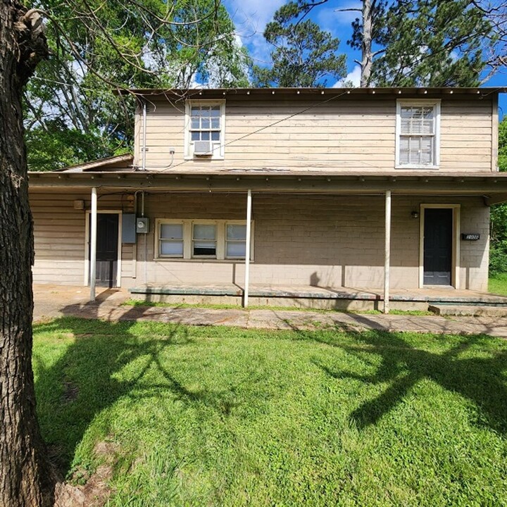 2908 Pearl St in Nacogdoches, TX - Foto de edificio