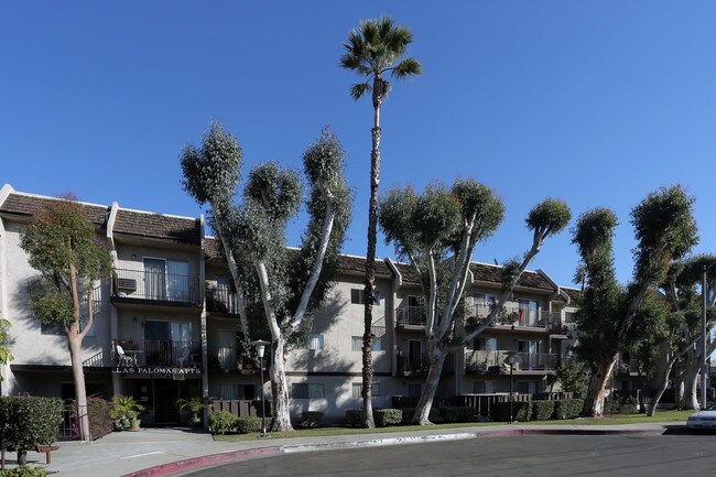 Las Palomas Apartments in Los Angeles, CA - Building Photo - Building Photo