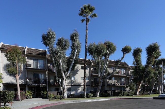 Las Palomas Apartments in Los Angeles, CA - Foto de edificio - Building Photo