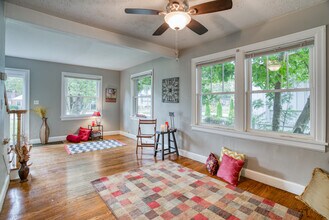 1000b Grandview Dr in Nashville, TN - Building Photo - Building Photo