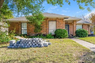 504 N Winding Oaks Dr in Wylie, TX - Building Photo