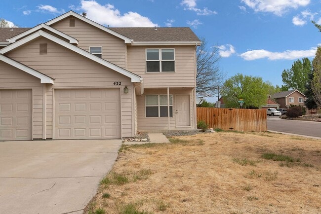 430-432 Sundance Cir N in Fort Collins, CO - Building Photo - Building Photo