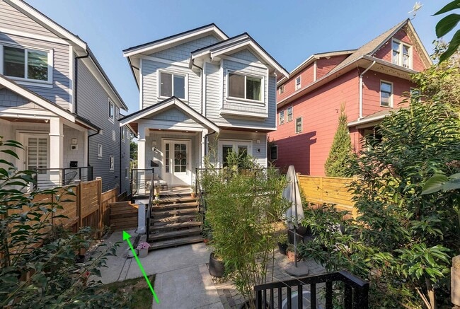 property at 2055 Venables St