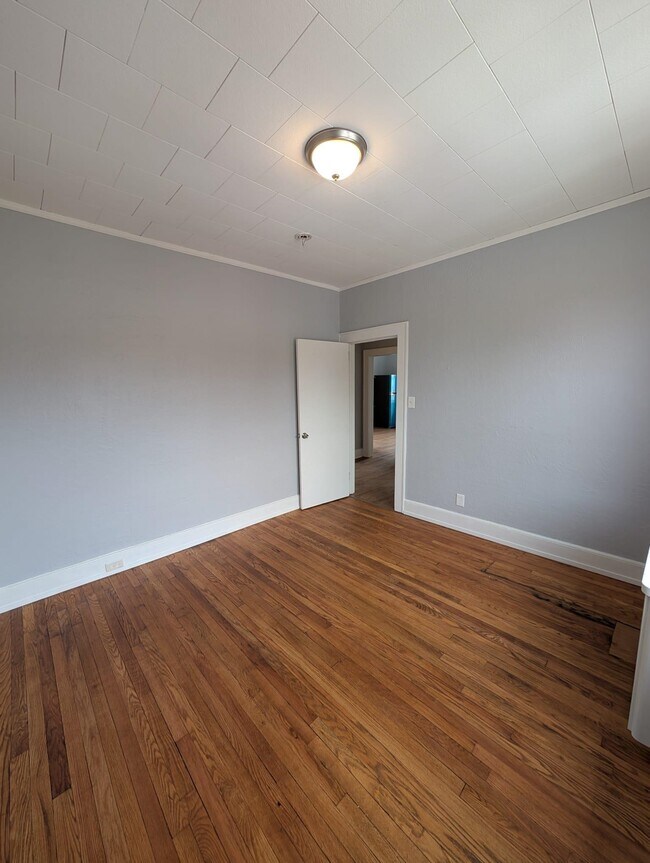 506 N 13th St in Newark, NJ - Foto de edificio - Building Photo
