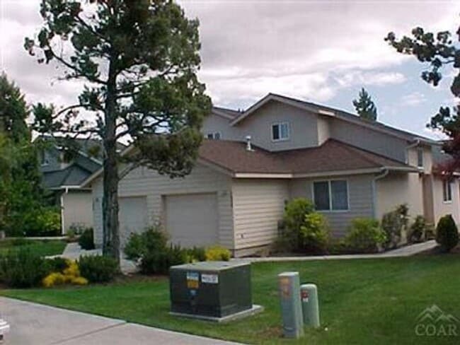 property at 1037 NE Hidden Valley Dr