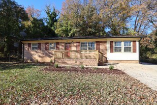 937 Green Cir Dr in Gastonia, NC - Building Photo