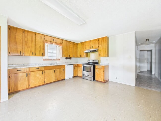 property at 134 Midway Ln