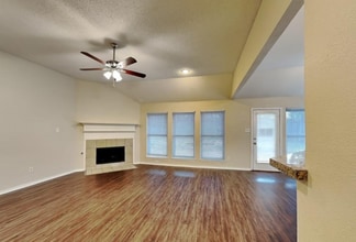9228 August 32rd# Run in Arlington, TX - Building Photo - Building Photo