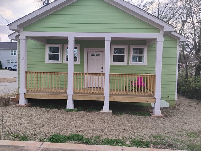 227 N Rocksprings St, Unit Unit A in Athens, GA - Building Photo - Building Photo