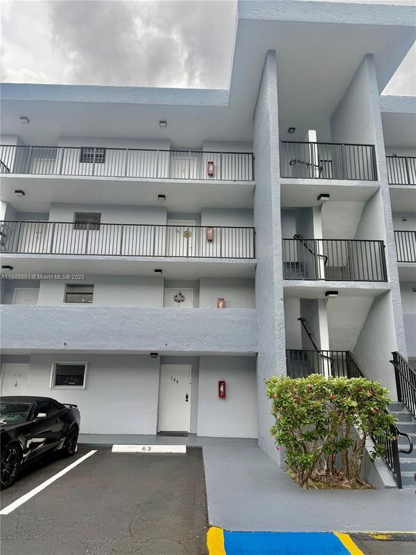 13850 SW 62nd St in Miami, FL - Building Photo - Building Photo