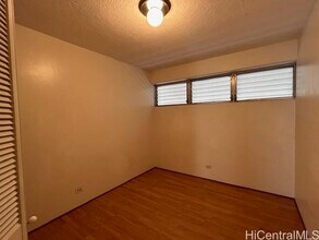 2281 Ala Wai Blvd in Honolulu, HI - Building Photo - Building Photo