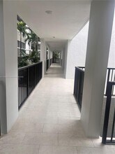 55 Ocean Ln Dr in Key Biscayne, FL - Building Photo - Building Photo