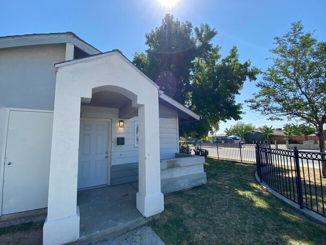 property at 1001 S Owens St