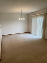 2724 Coralberry Ct in Lawrence, KS - Building Photo - Building Photo