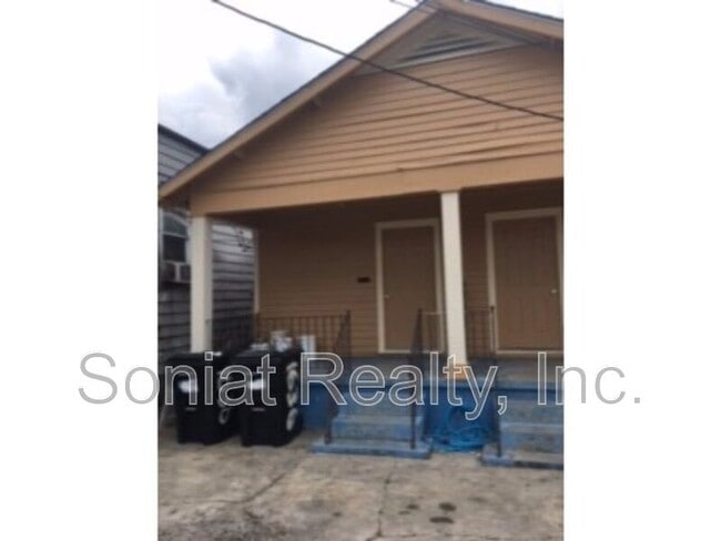 property at 1636 Music St
