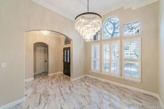 18605 Elmbrook in San Antonio, TX - Foto de edificio - Building Photo