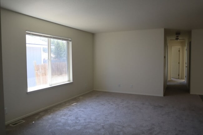 815 Terran Ct in Post Falls, ID - Building Photo - Building Photo