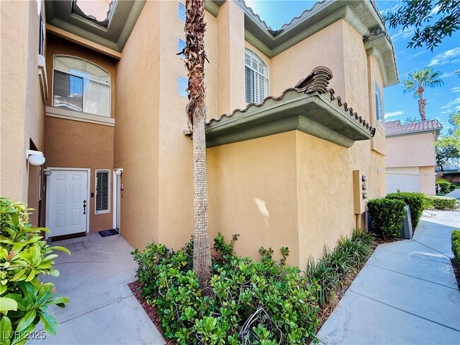 8716 Red Brook Dr