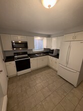 1837 Faye Rd, Unit 1837 in Akron, OH - Foto de edificio - Building Photo