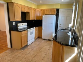 14 /A yet in Bellmore, NY - Building Photo