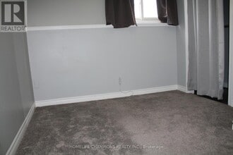 44 Plumridge Ct in Ajax, ON - Building Photo - Building Photo