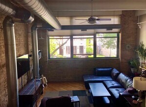 1720 N Marshfield Ave, Unit 101 in Chicago, IL - Foto de edificio - Building Photo