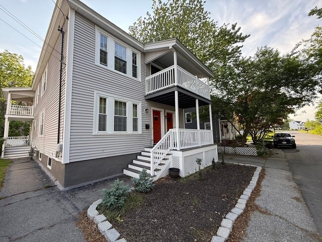 14 Fleming Ave in Andover, MA - Building Photo - Building Photo