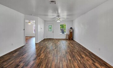 2723 Baylor Ave in Waco, TX - Building Photo - Building Photo