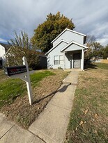 926 W 26th St in Indianapolis, IN - Building Photo