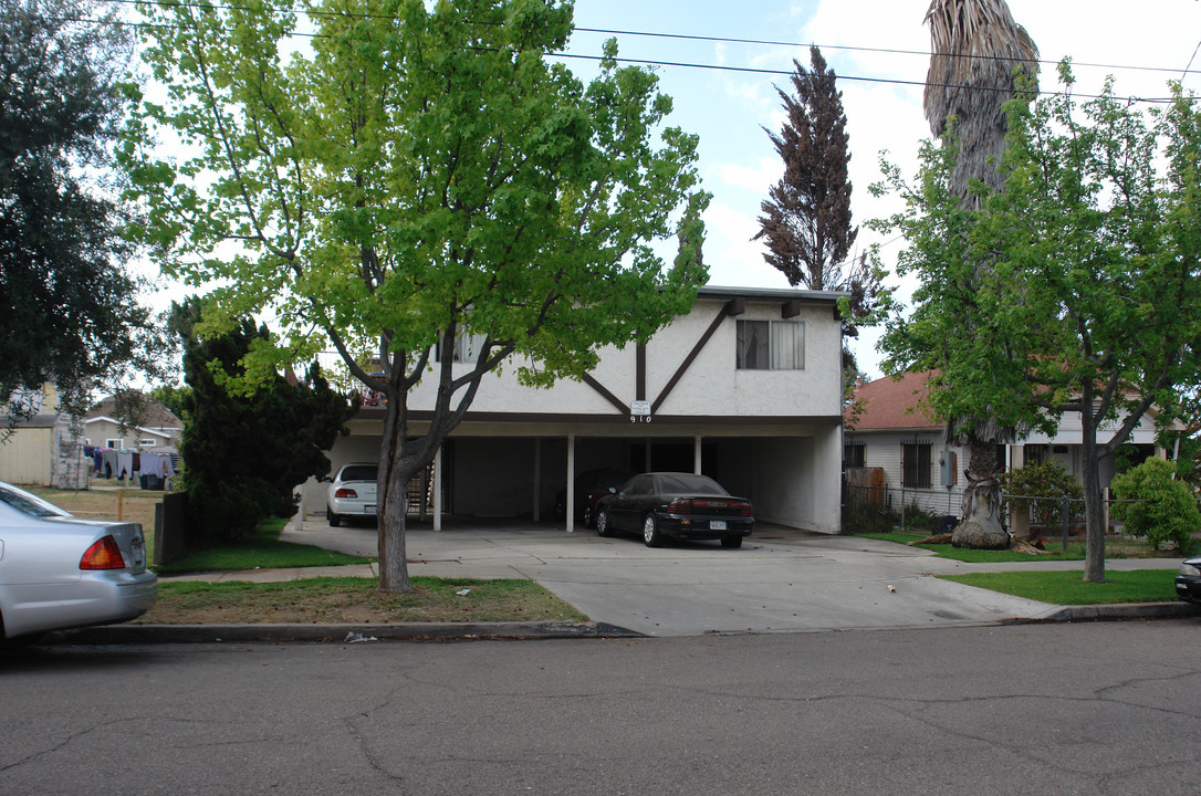 910 E 7th St in National City, CA - Building Photo