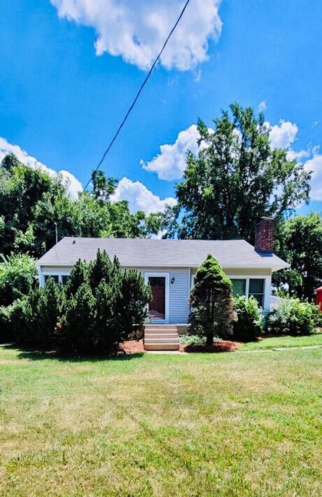 property at 1510 E Matlock Rd