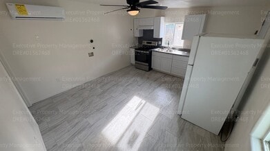 1118 Chico St in Bakersfield, CA - Building Photo - Building Photo