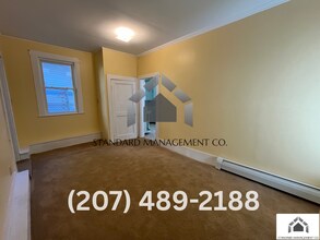 6 Squire St-Unit -Unit 1 in Waterville, ME - Building Photo - Building Photo