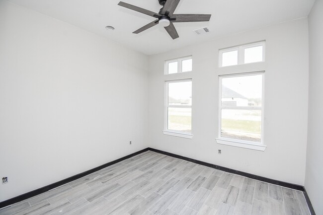 property at 209 Silverleaf Rd