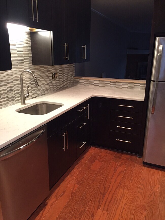 1114 N Taylor St, Unit B in Arlington, VA - Building Photo - Building Photo