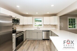 152 Midway Lake Rd in Mooresville, NC - Building Photo - Building Photo