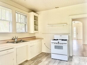 3104 Wilshire Dr in Baton Rouge, LA - Building Photo - Building Photo