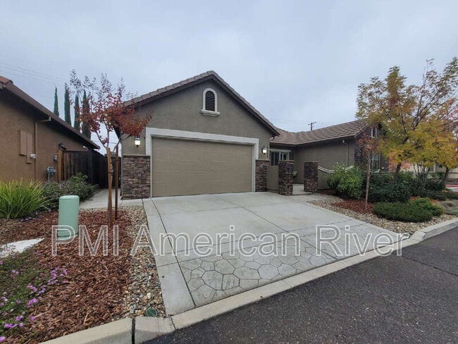 8099 Traditions Ct in Fair Oaks, CA - Building Photo - Building Photo