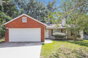 10299 Wisteria Ln in Jonesboro, GA - Building Photo